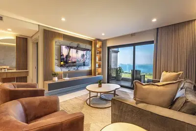 Image de Luxury Umhlanga Escape | Sea Views, Balcony, Pool