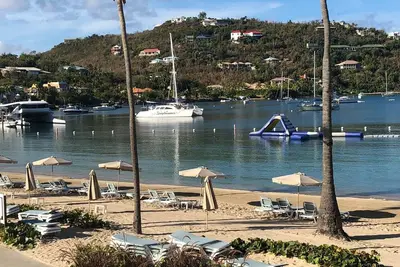 Image de 2-bedroom villa in lovely Cruz Bay with private beach at resort and water sports