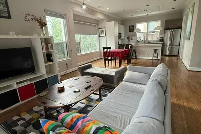 Image de Charming 3-bedroom townhome -City view and Bbq