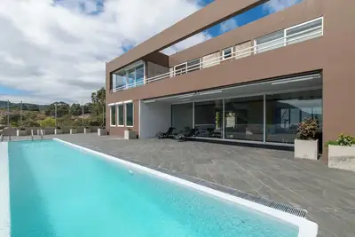 Image de Quintay home with pool, jacuzzi, ocean view, and unforgettable sunsets