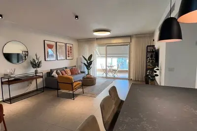 Image de Cozy Mini Penthouse in North Tlv 115Sqm - Mamad