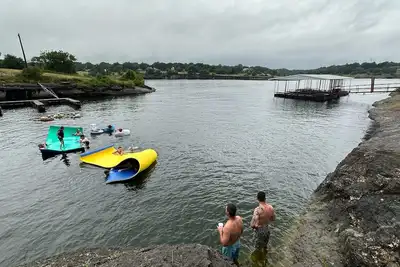 Image de Direct Lake Access in a boutique-style lakehouse on Lake Whitney!