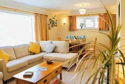 Image de Exmouth Spacious and well equipped 3 bedroom 7 person house. 5min from town-sea