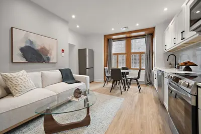 Image de Luxury Central Old Port Mtl Apt - Notre-Dame