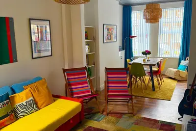 Image de Titanic Shadow - 5mins from City Centre