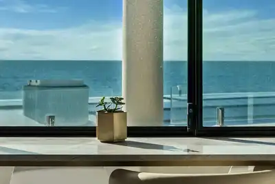 Image de Cottesloe Neue Blue Apartment