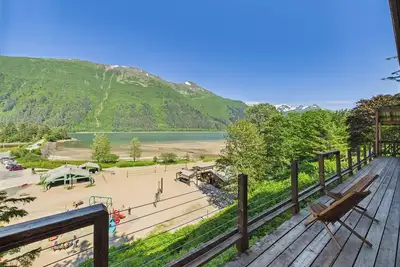 Image de Beachside Escape with Deck, Grill & Views