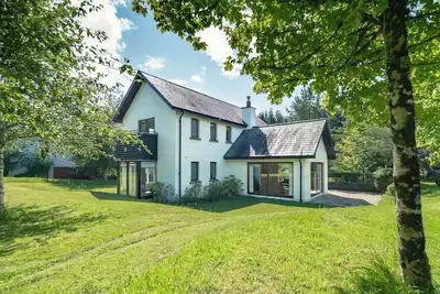 Image de Kenmare home sleeps 8 with use of hotel pool