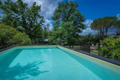 Image de Belle maison de vacances privée avec piscine privée, Wifi, climatisation, Tv, patio, animaux admis