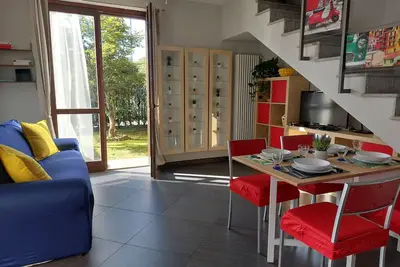 Image de Arona, Lake Maggiore. Entire accommodation with garden + private parking