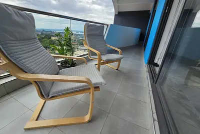 Image de 2 bedroom condo in Munyonyo, Kampala. scenic views from our rooftop