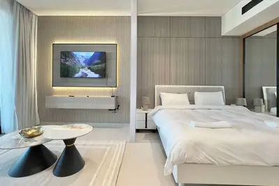 Image de Trillionaire Escape – Jacuzzi Dream Studio | Business Bay