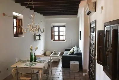 Image de Appartement Elvira Street avec Wifi et Climatisation