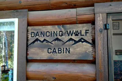 Image de Dancing Wolf Cabin: Two Bedroom