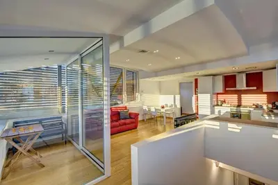 Image de Facing San Siro Stadium 4 beds 300meters from the metro with garage