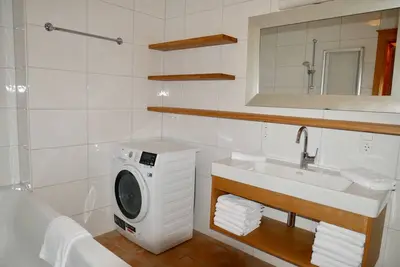 Image de Alpinresort Kaprun Top 2: Skiing from October to the end of May.