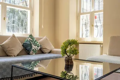 Image de 3-bedroom apartment with 2 bathrooms in beautiful Istanbul with Ac