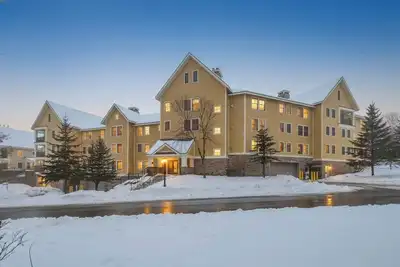 Image de Charming 2-Bedroom Ski-In/Ski-Out at Jackson Gore