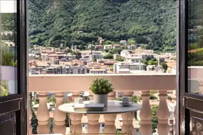 Image de Terrasse Panoramique sur Côme (Casa Puppi)