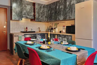 Image de Milano Spa Home | Jacuzzi, Foosball, near metro