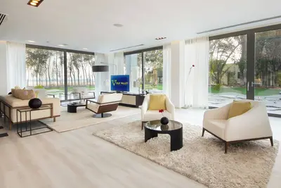 Image de Luxurious Overwater Villa with private swimming pool and luxury amenities