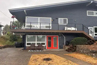 Image de Cozy North Tacoma Guest Suite - close to beaches, parks & mountains