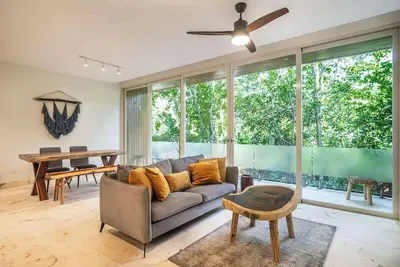 Image de Luxury Villa- Rooftop Pool, Bbq & Palapas!