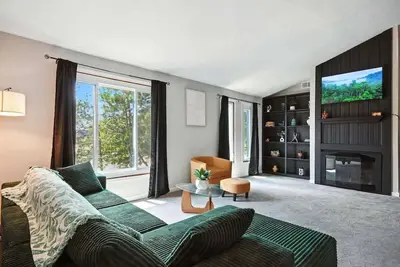 Image de Stylish 2br Loft, Near Isu, Hospitals & Downtown