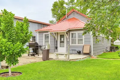 Image de Dtwn Belleville Home w/ Yard < 1 Mi to High Banks