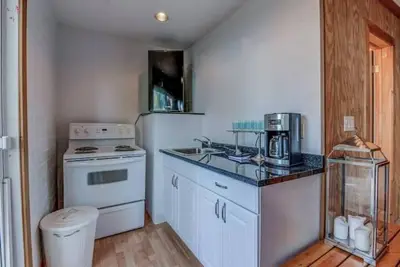 Image de Waterfront Cottage | 1hr from Toronto