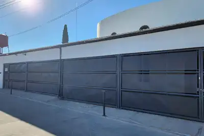 Image de Apartment La Sierra 2 located 10 min from the Consulate.