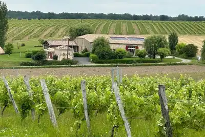 Image de Charming 1-bedroom cottage in enchanting Esclottes with Ac