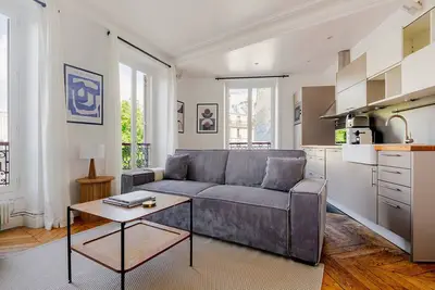 Image de Blueground | Saint-Georges, view, nr Sacré-Cœur