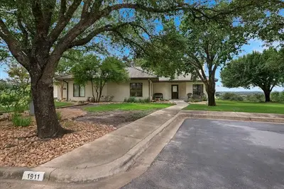 Image de \"The view! \" Cottage #20 in Barton Creek Lakeside-a private country club