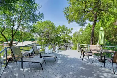 Waterfront Lake Bridgeport Home w/ Private Dock