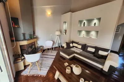 Image de Pure relaxation: Well-kept holiday home in Loggos with garden, close to the beac