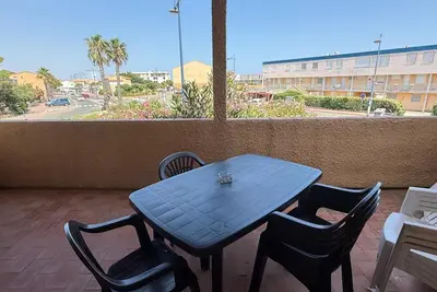 Image de T2 rénové Saint-Pierre-la-Mer, 3 pers, clim, proche plage