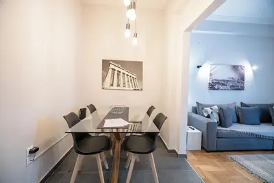 Image de 2-bedroom apartment in amazing Athina with Ac