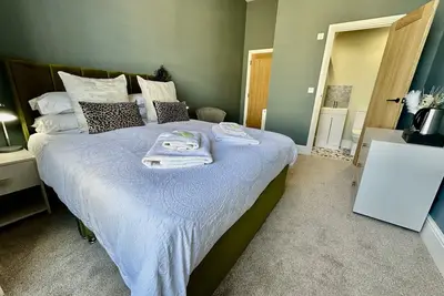 Image de King-Standard-Sdb privée avec douche