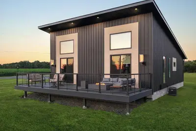 Image de New Modern Home in the Finger Lakes