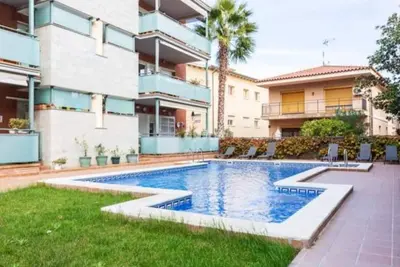Image de Very quiet apartment with swimming pool next to Barcelone