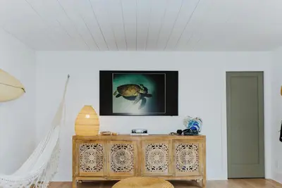 Image de Walk to the Beach! Boho-Inspired 2br Jupiter Loft w Private Outdoor Space