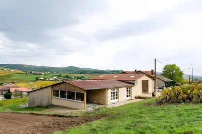 Image de Studio 'Domaine De La Chambarde' avec vue sur la montagne, Wi-Fi et climatisation