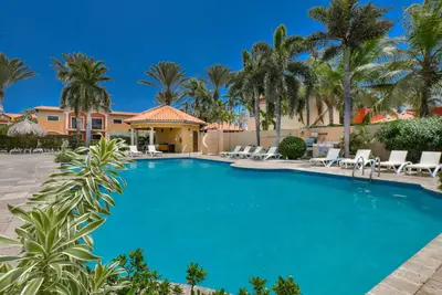 Image de Tropical 2br Townhome • Resort Pool