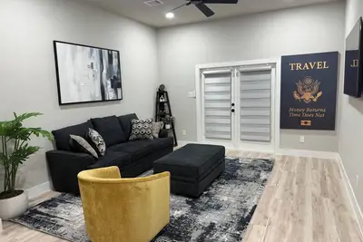 Image de 3-bedroom house in amazing Houston with Ac