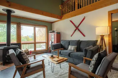 Image de MtSnow* HotTub* Pool * AirHockey*PingPong * Darts