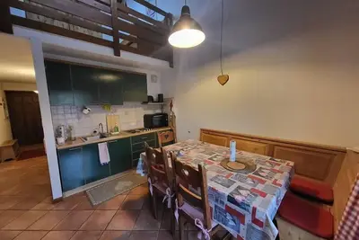 Image de À 100m des pistes de ski, 2ème étage, balcon, télévision, casier à ski, 44m², Montgenèvre