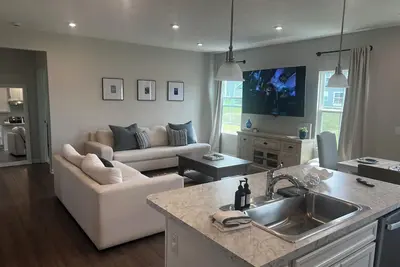 Image de New 2024 Luxury 3br Home Near Downtown Wooster & College