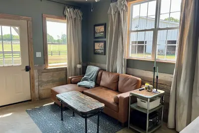 Image de Charming Bunkhouse with Ac on working farm in Shelby