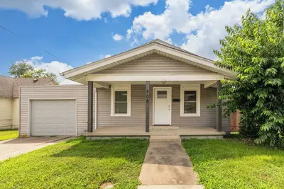 Image de Modern 2br Mid-Term Stay • Fenced Yard